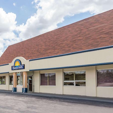 Days Inn By Wyndham Christiansburg Kültér fotó